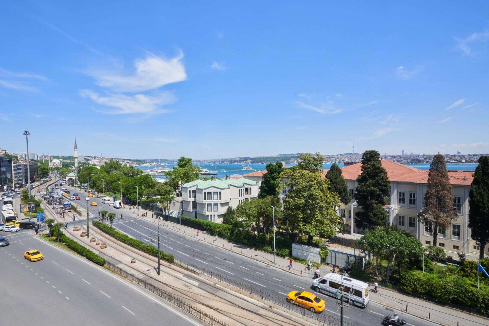 Metropolitan Hotels Bosphorus - Special Category Istambul Exterior foto